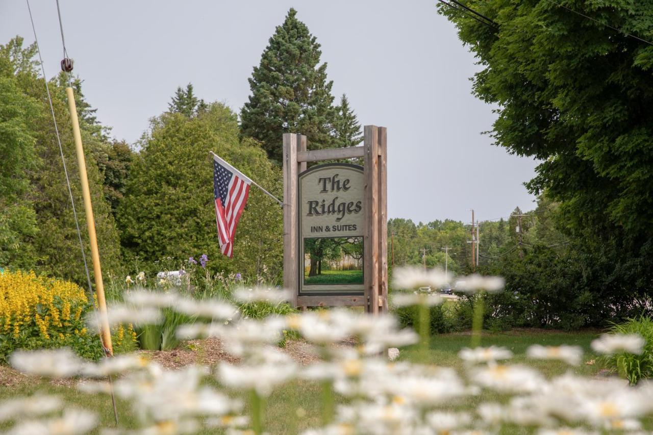 Ridges Inn & Suites Baileys Harbor Exterior photo